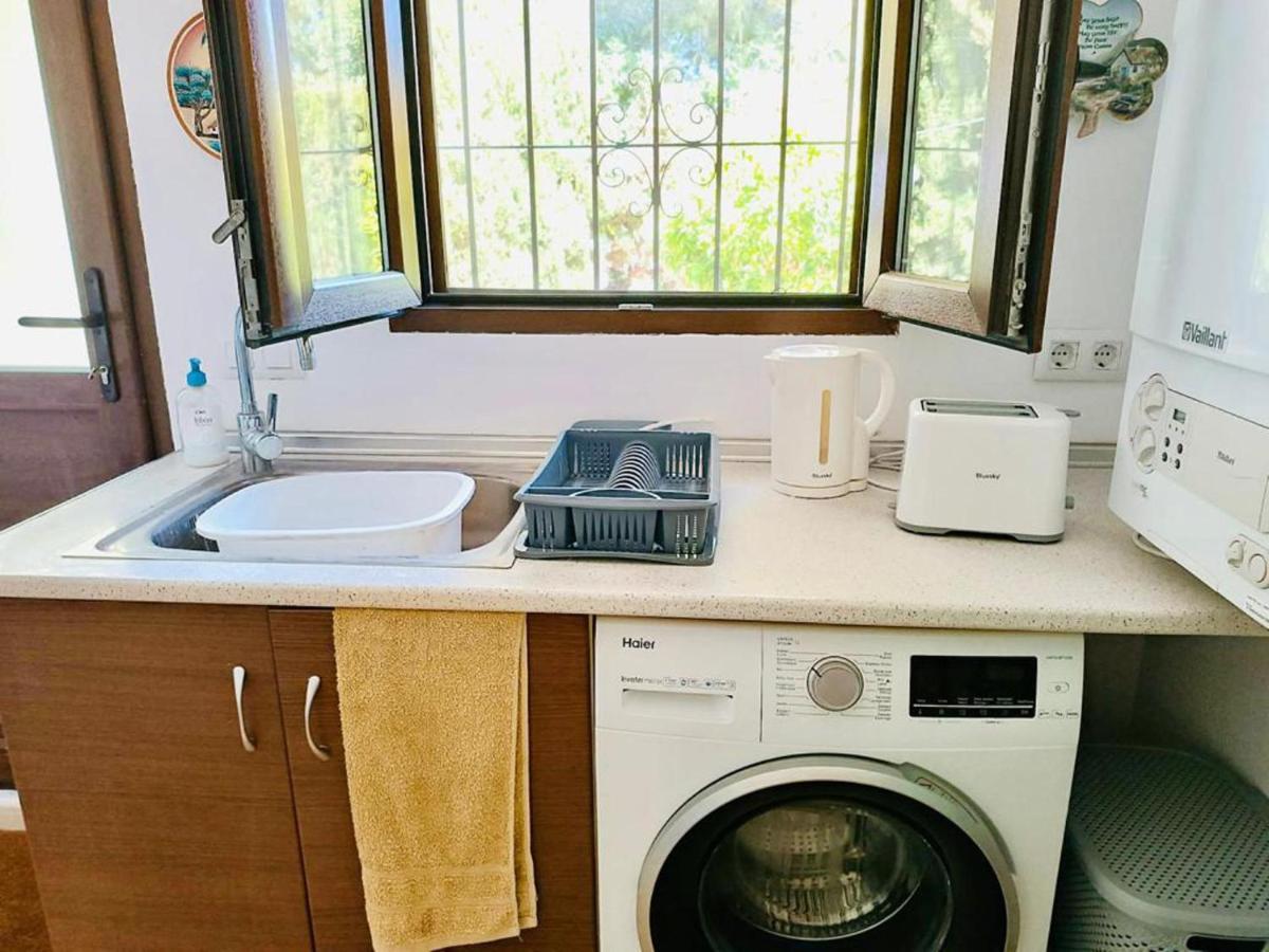 1-Bed Apartment Close To Moraira Town Centre 外观 照片